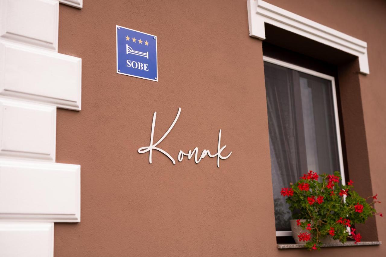 Konak Pleternica Bagian luar foto