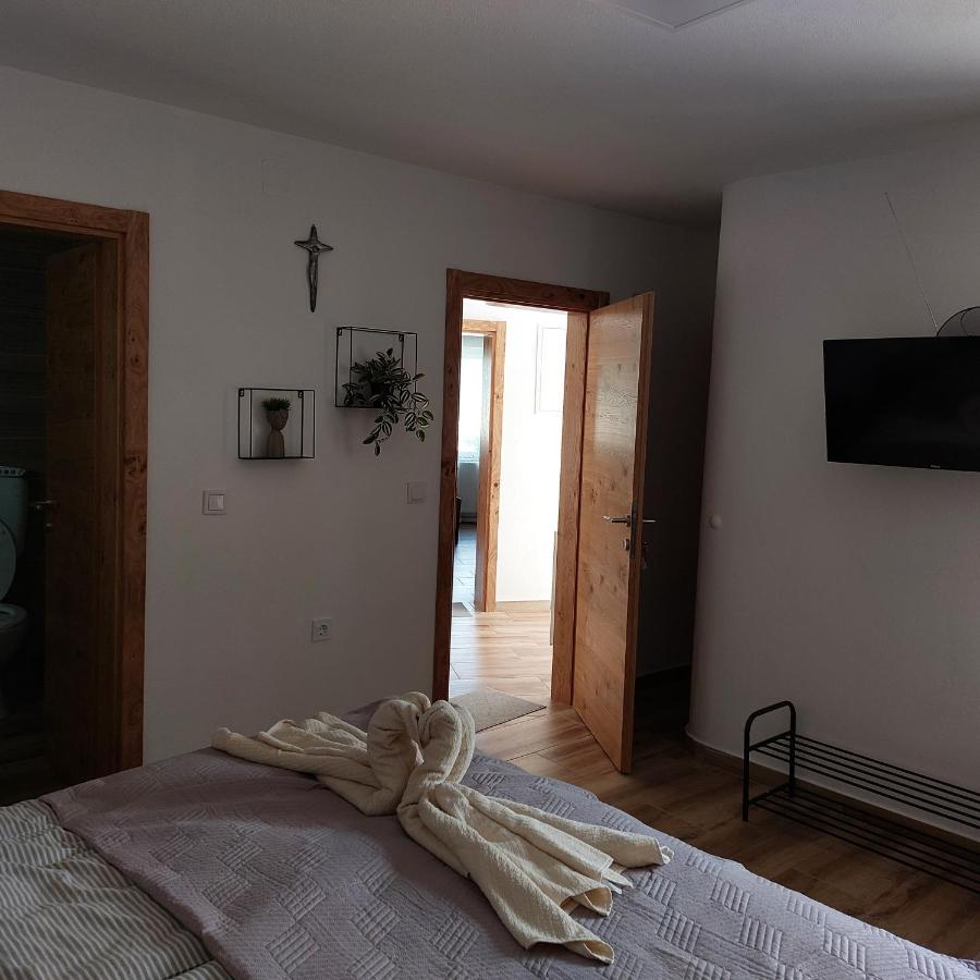 Konak Pleternica Bagian luar foto